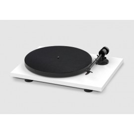 Pro-ject E1 Phono OM5 Phono Dahili Phono Pre Amplifikatörlü
